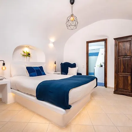 Iridanos Cave House בית נופש