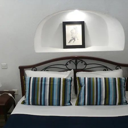 בית נופש Iridanos Cave House מגלוחורי