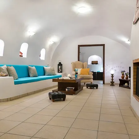 בית נופש Iridanos Cave House מגלוחורי